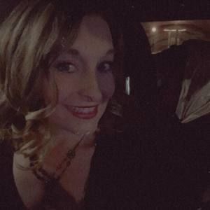 Meet your Posher, Hali